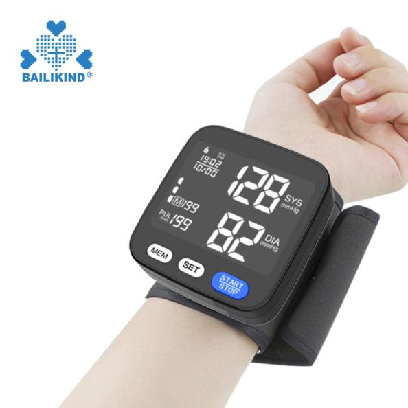 An dòigh cleachdaidh air an Digital Wrist Blood Pressure Monitor